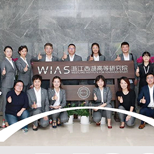 “航美傳媒”團體裝定制