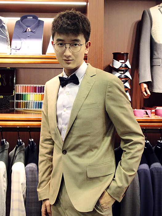 全黑搭配好看嗎？